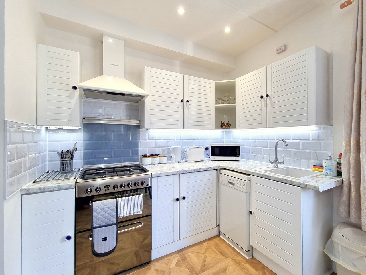 Additional image 2 of 3 Bed Flat, Bellevue Road, EH7, N1 7GU