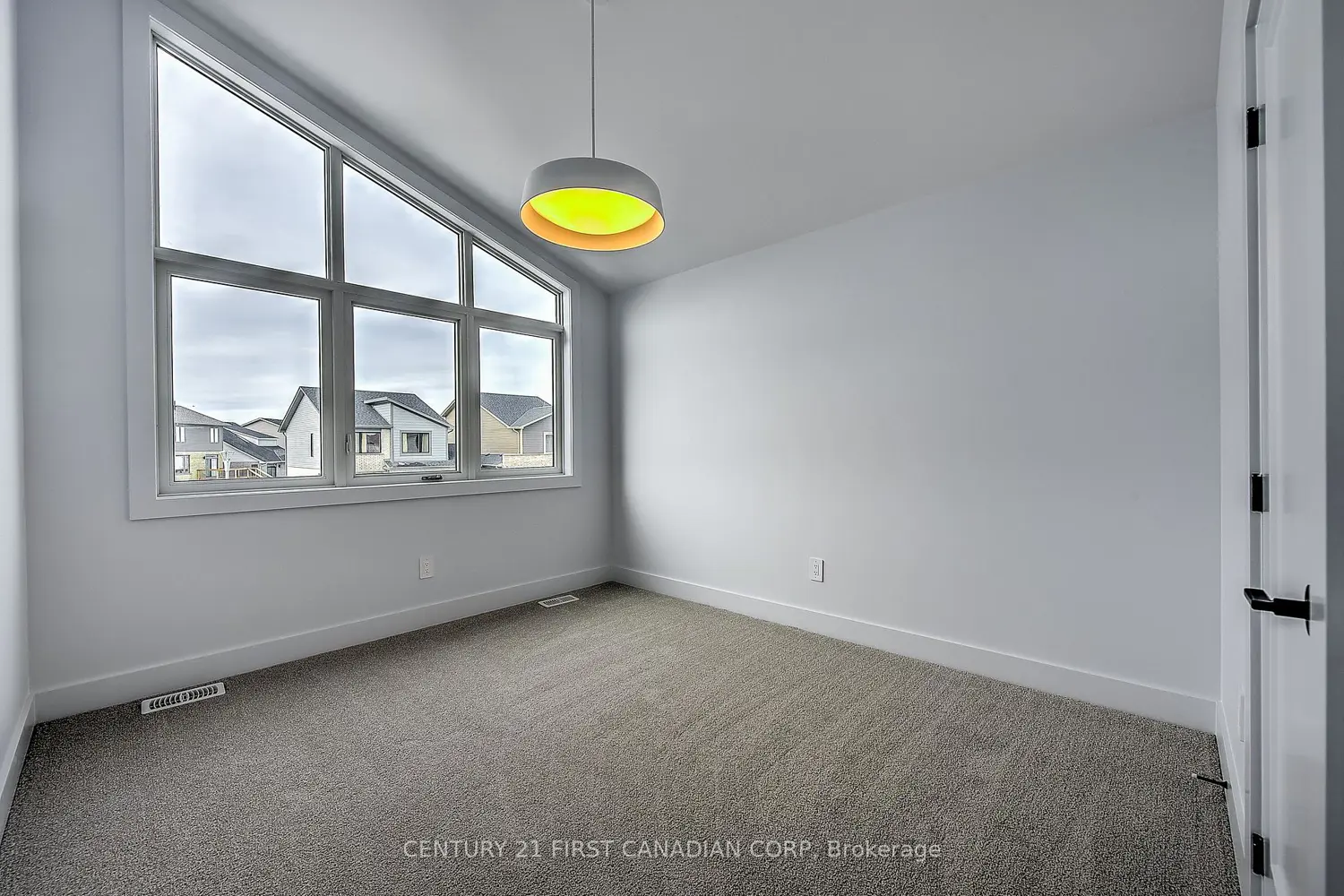 Additional image 9 of 245 Hesselman Crescent