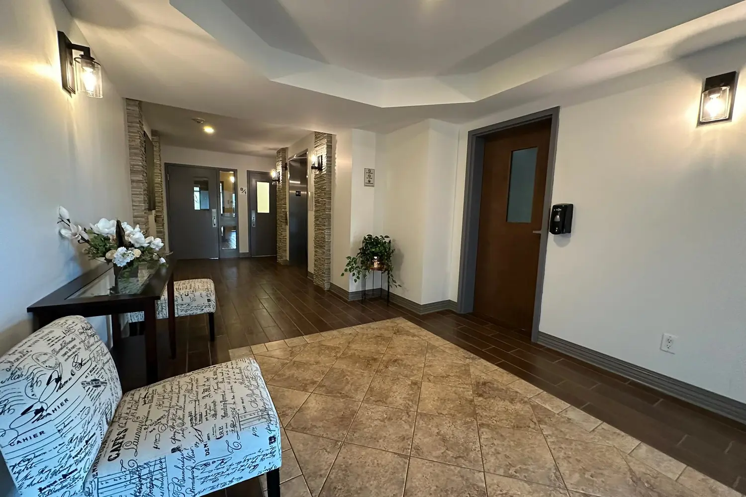 Additional image 3 of 398 Van Buren Street 301