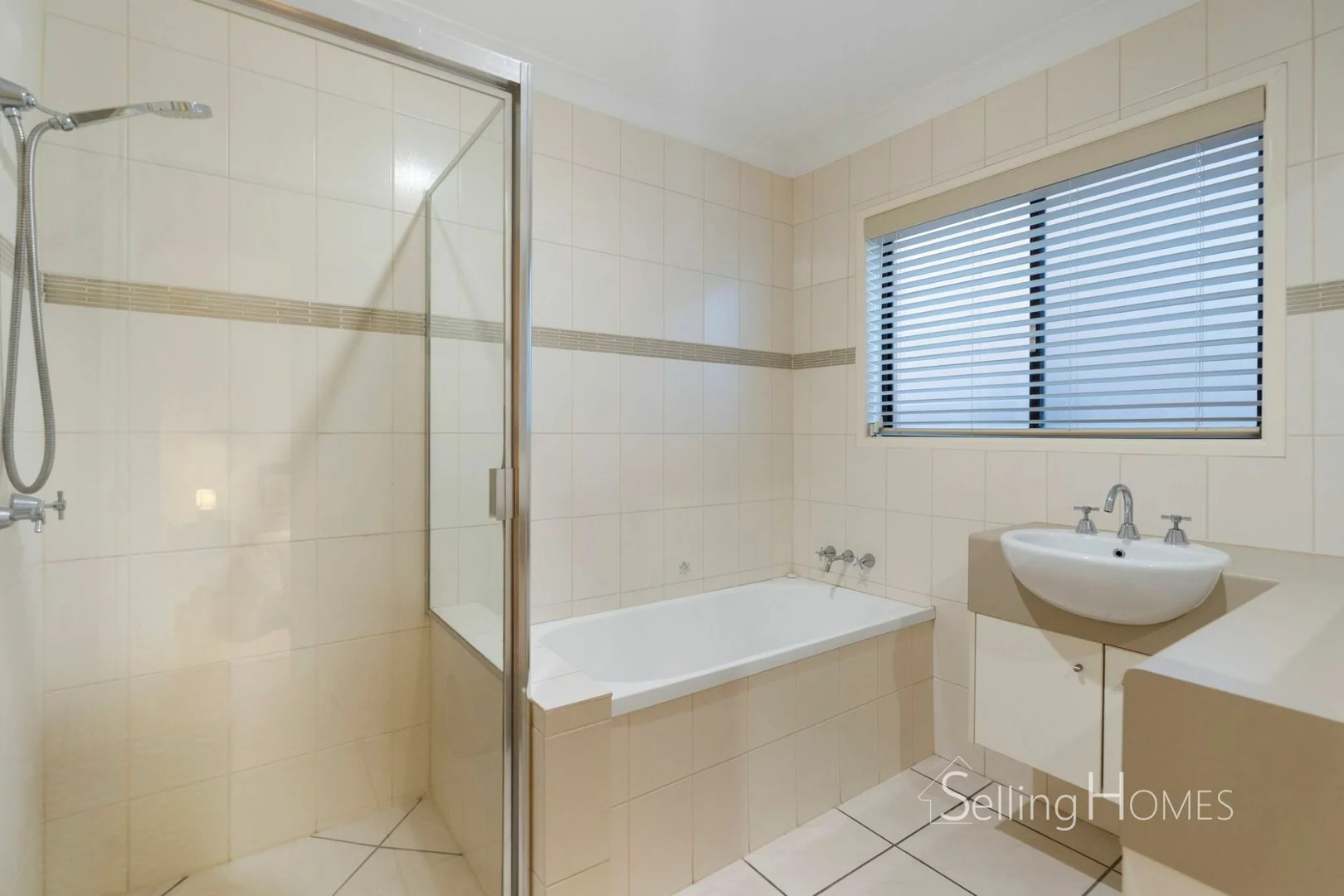 Additional image 15 of 11 Langlo St, Riverhills QLD 4074