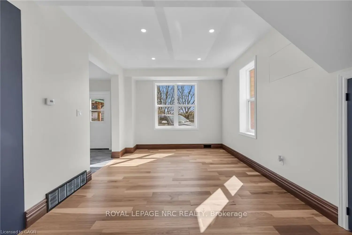 Additional image 10 of 2076 Main Street