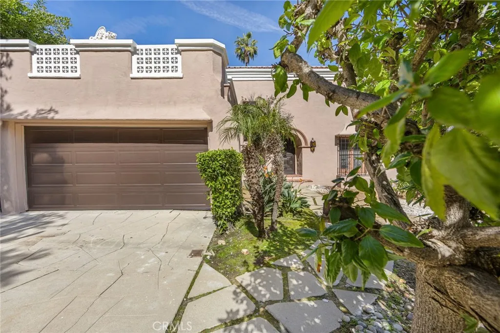 Additional image 2 of 3653 Shannon Rd, Los Angeles, CA 90027