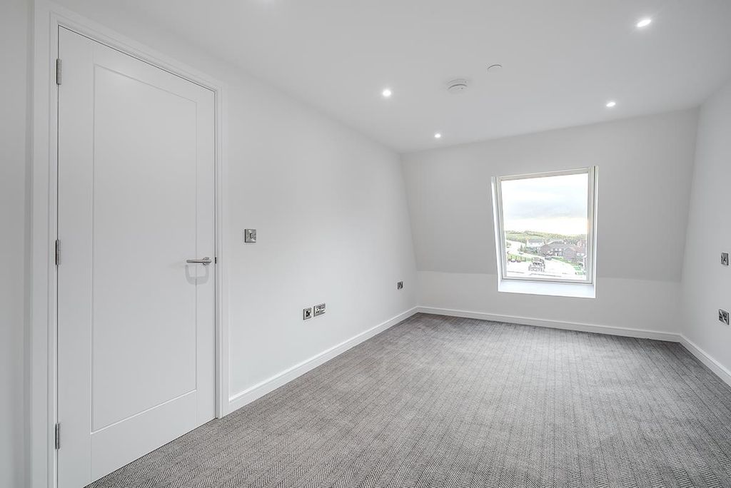 Additional image 11 of 2 bed flat to rent36 Thirkill House, Pannal, Harrogate HG3