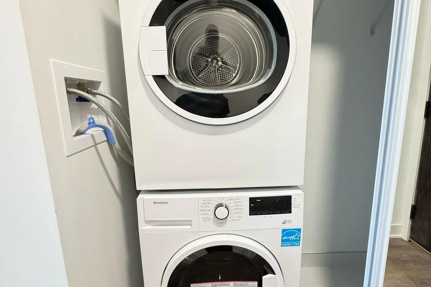 Additional image 8 of 2782 Barton Street 1219