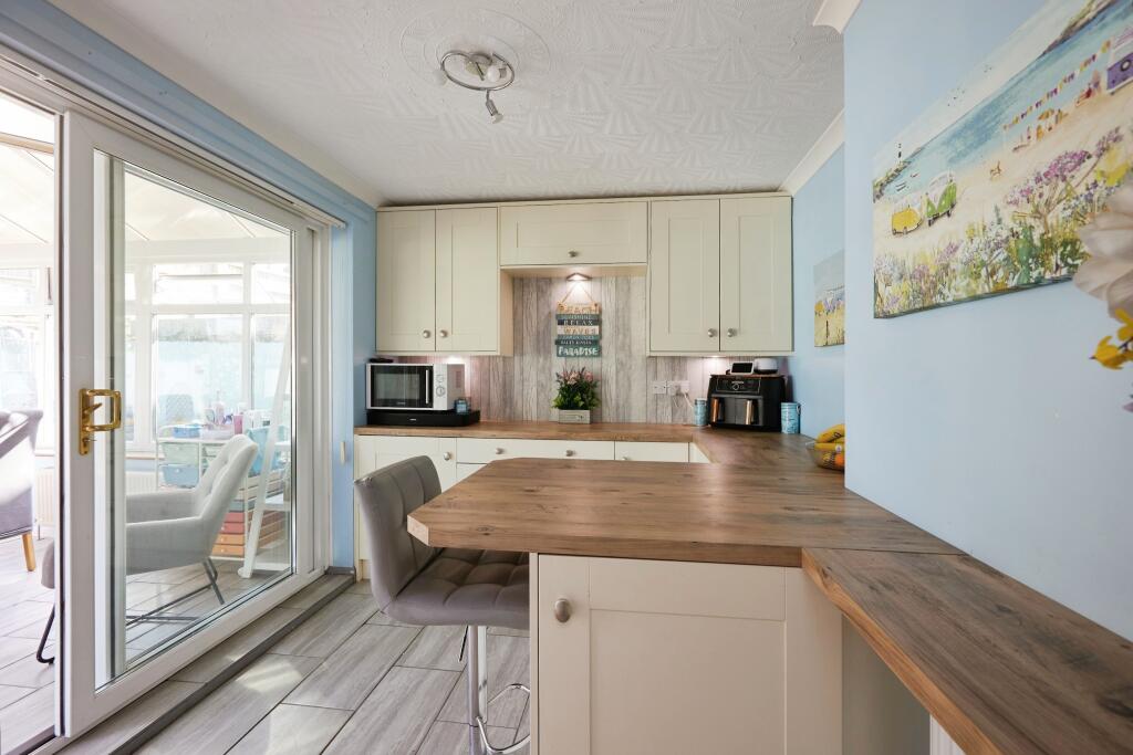 Additional image 7 of Southgate Drive, Wincanton, BA9