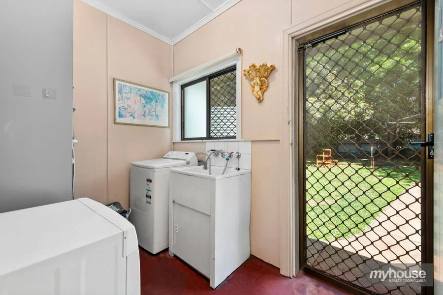 Additional image 9 of 15 Helen Street, Newtown QLD 4350