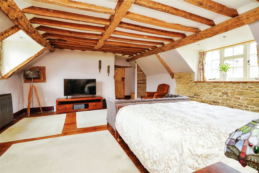 Additional image 16 of 5 bed detached house to rentChurch Road, Horspath, Oxford OX33