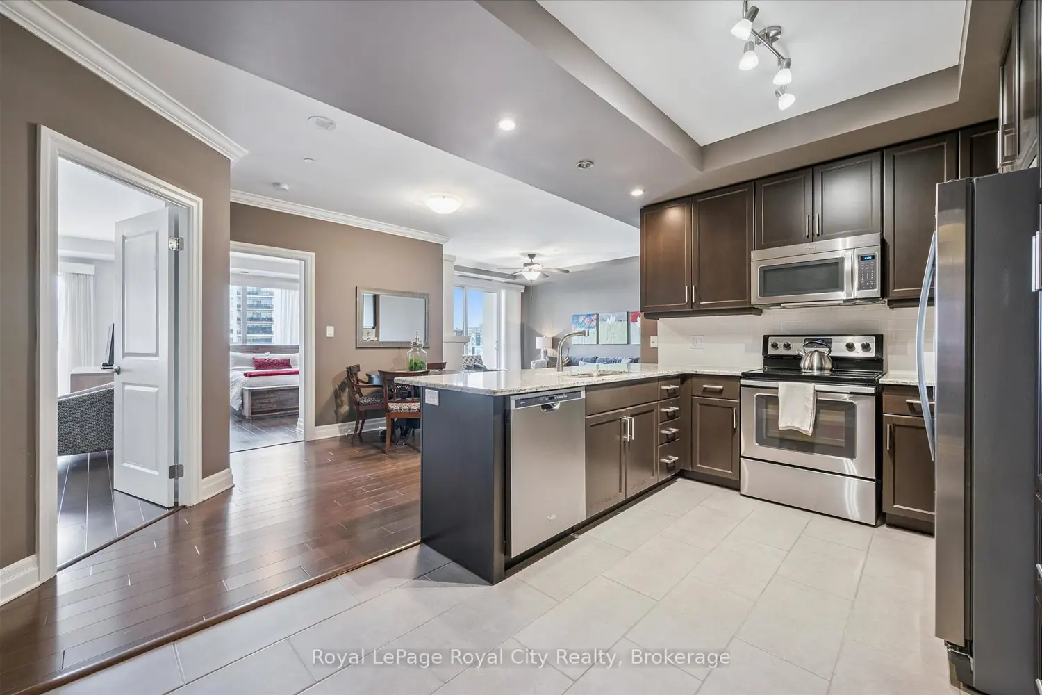 Additional image 2 of 160 Macdonell Street 606