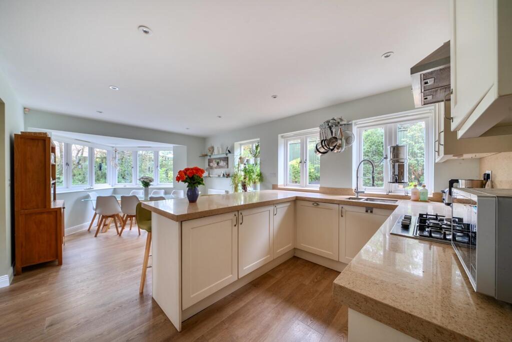 Additional image 2 of Bove Town Gardens, Glastonbury