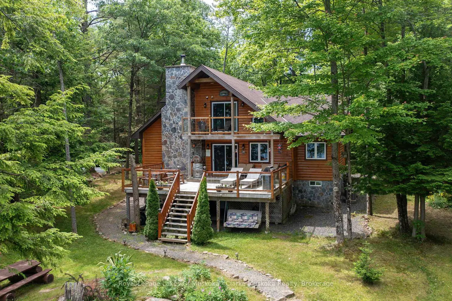 1041 Summit Road 1