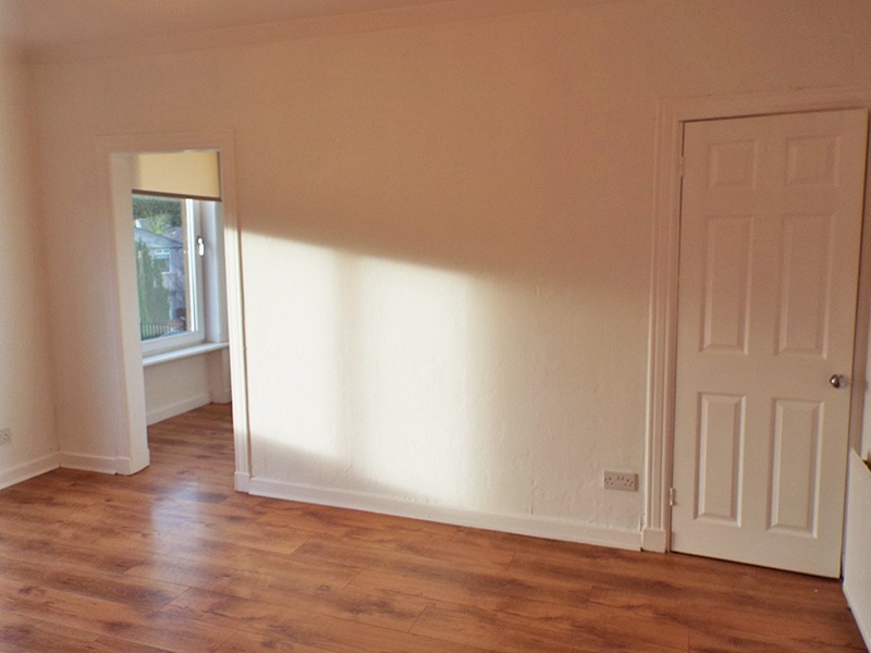 Additional image 3 of 3 Bed Flat, Kingsbridge Crescent, G44, N1 7GU