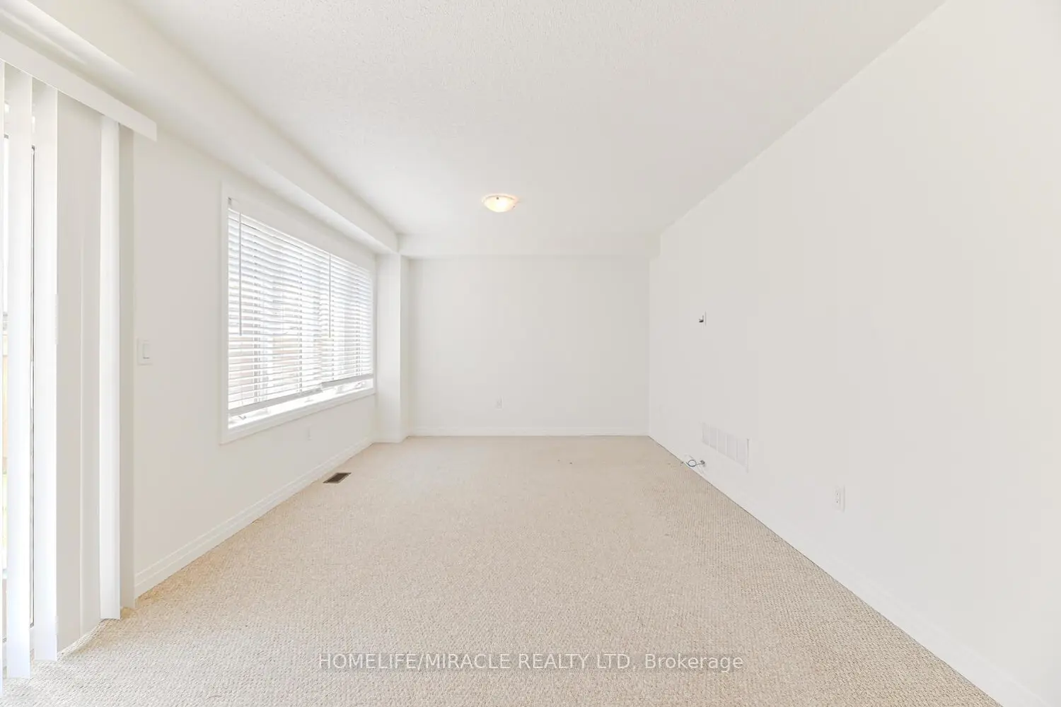 Additional image 17 of 4047 Maitland Street