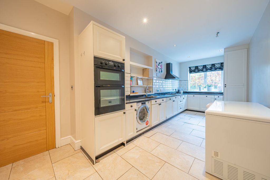 Additional image 2 of Land to rentOne Oak, Tarn Lane, Leeds LS17