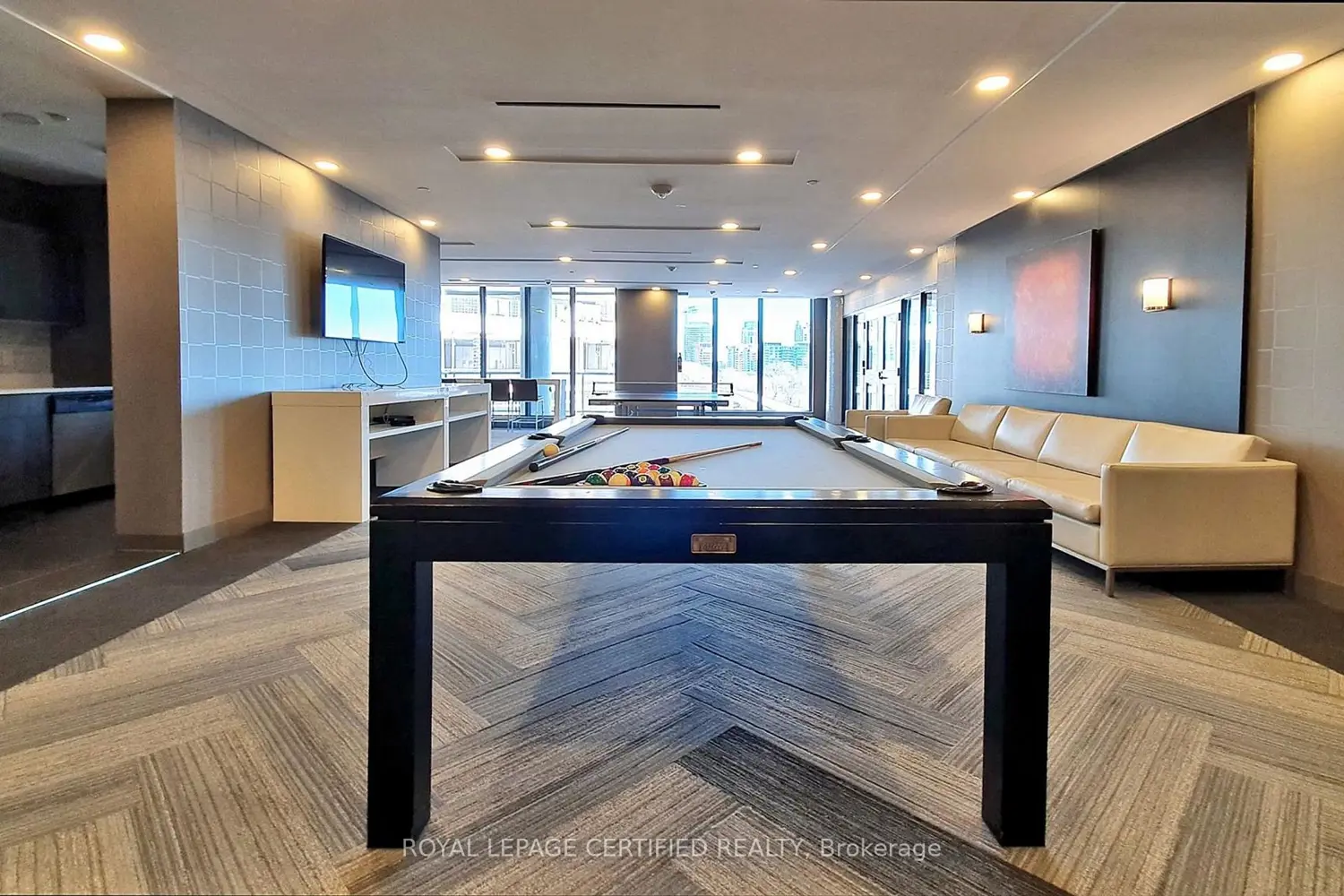 Additional image 17 of 51 East Liberty Street 2003