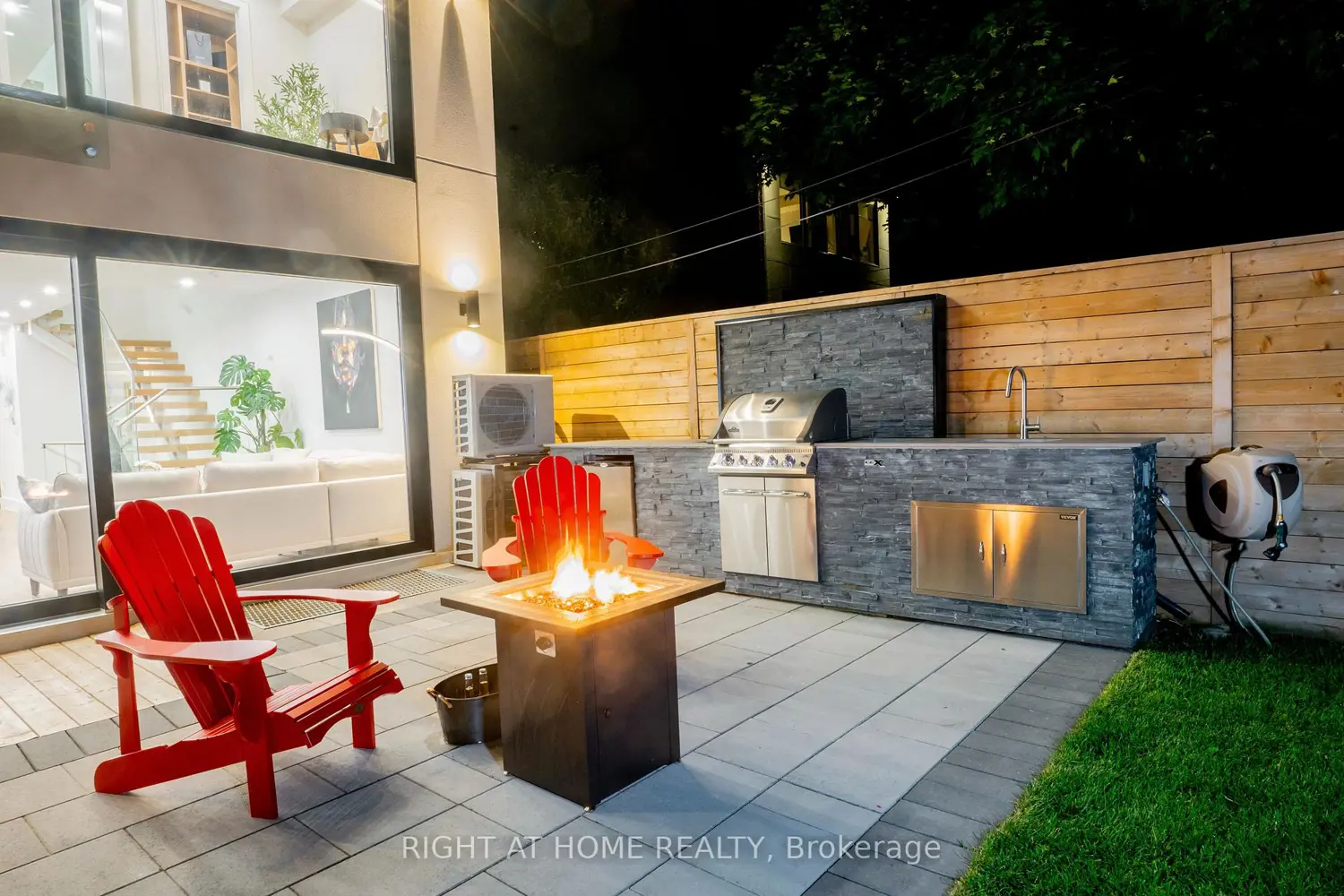 Additional image 17 of 40 Sixth Street