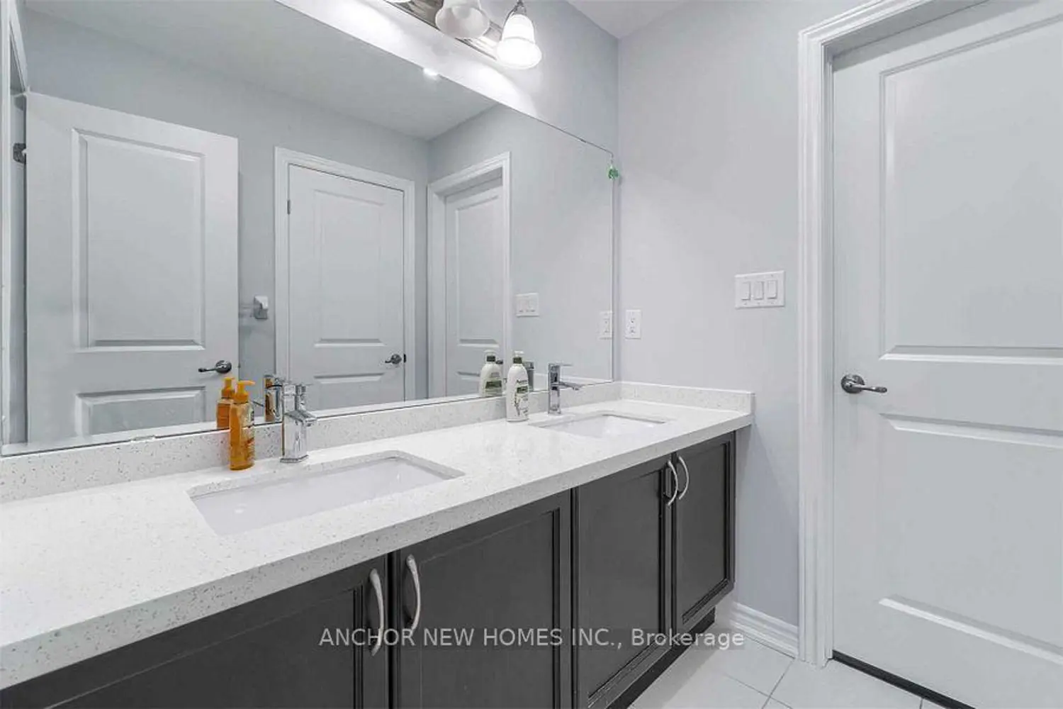 Additional image 18 of 48 Yarmouth Street