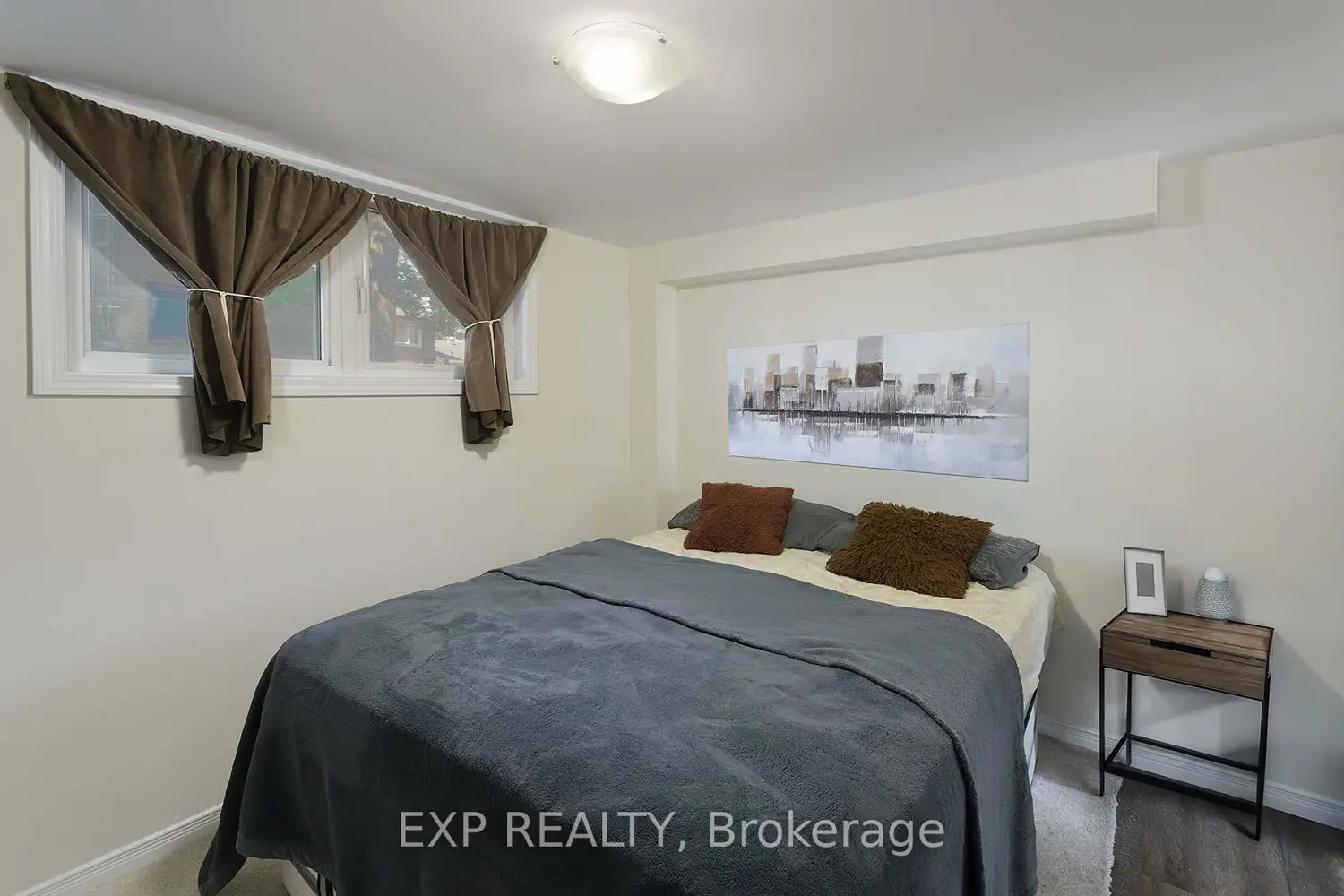 Additional image 11 of 2 Roslyn Road