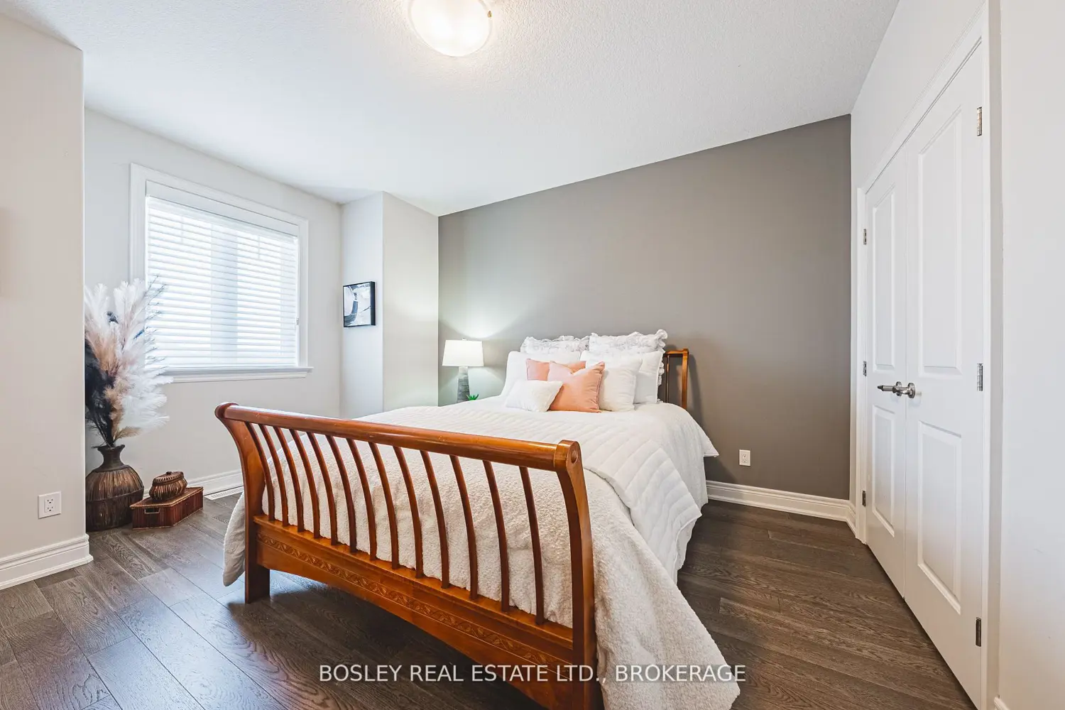 Additional image 13 of 2848 King Street 10