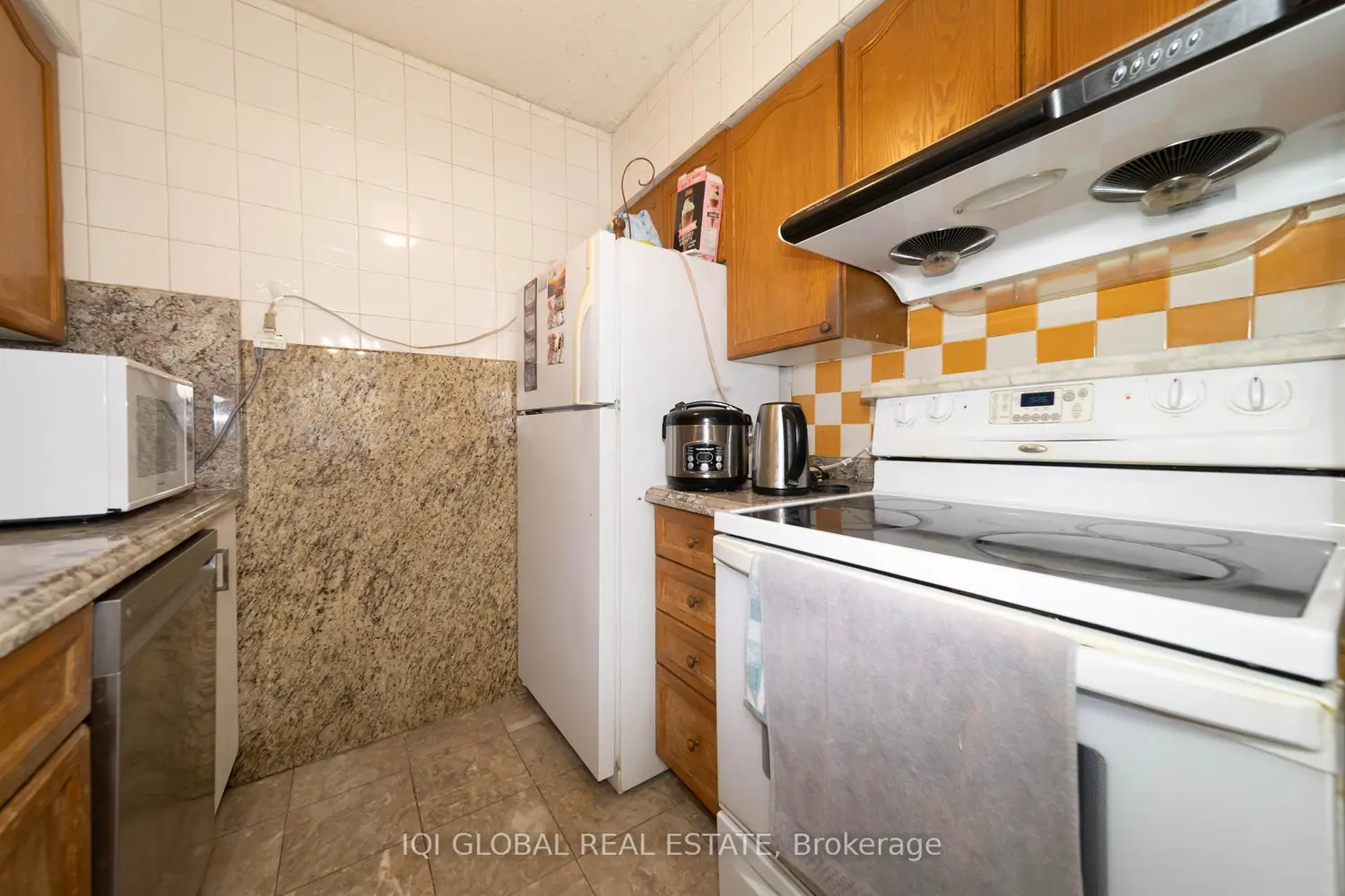 Additional image 10 of 50 Lotherton Pathway 1115