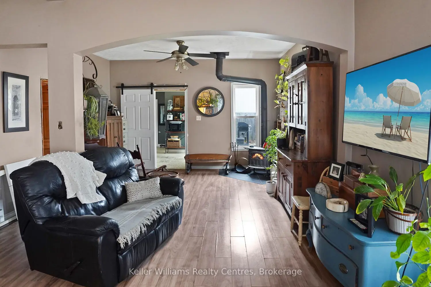 Additional image 3 of 494 Isaac Street