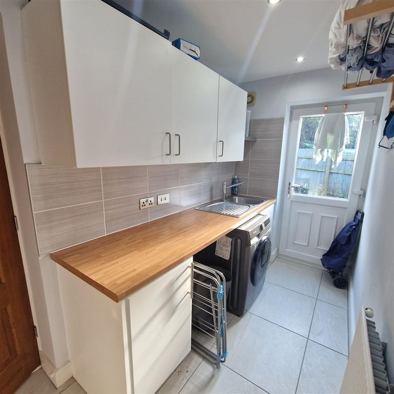 Additional image 6 of 6 bed detached house to rentLimes Close, Bushby, Leicester LE7