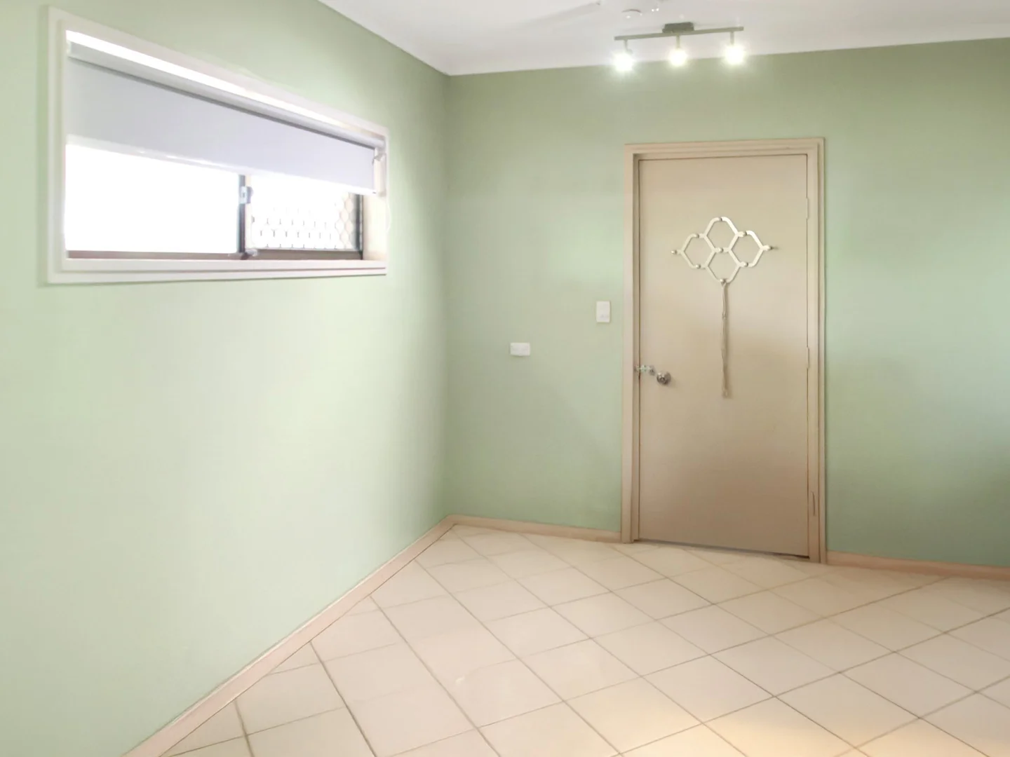 Additional image 4 of 8 Ronan Court, Katherine NT 0850