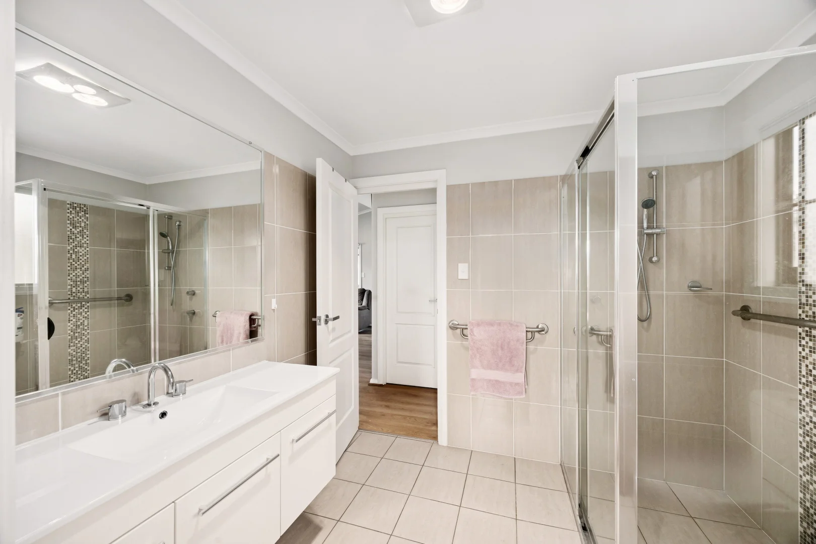 Additional image 5 of 204/4 Gimberts Road, Morisset NSW 2264