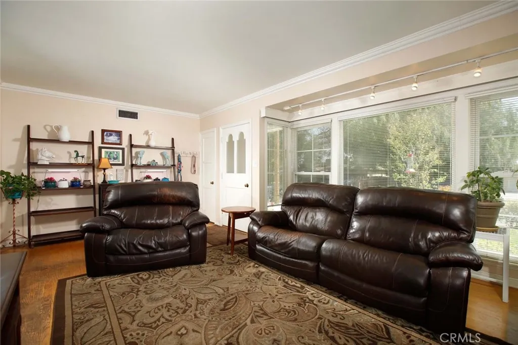 Additional image 7 of 10319 Russett Ave, Sunland, CA 91040