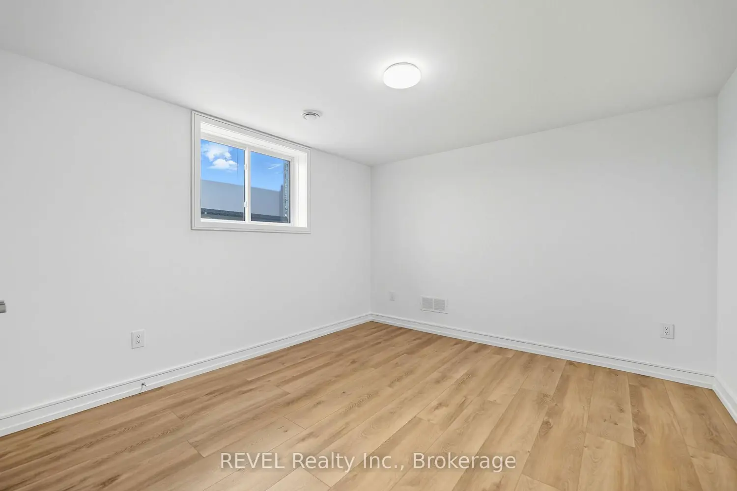 Additional image 17 of 40 Ivy Crescent