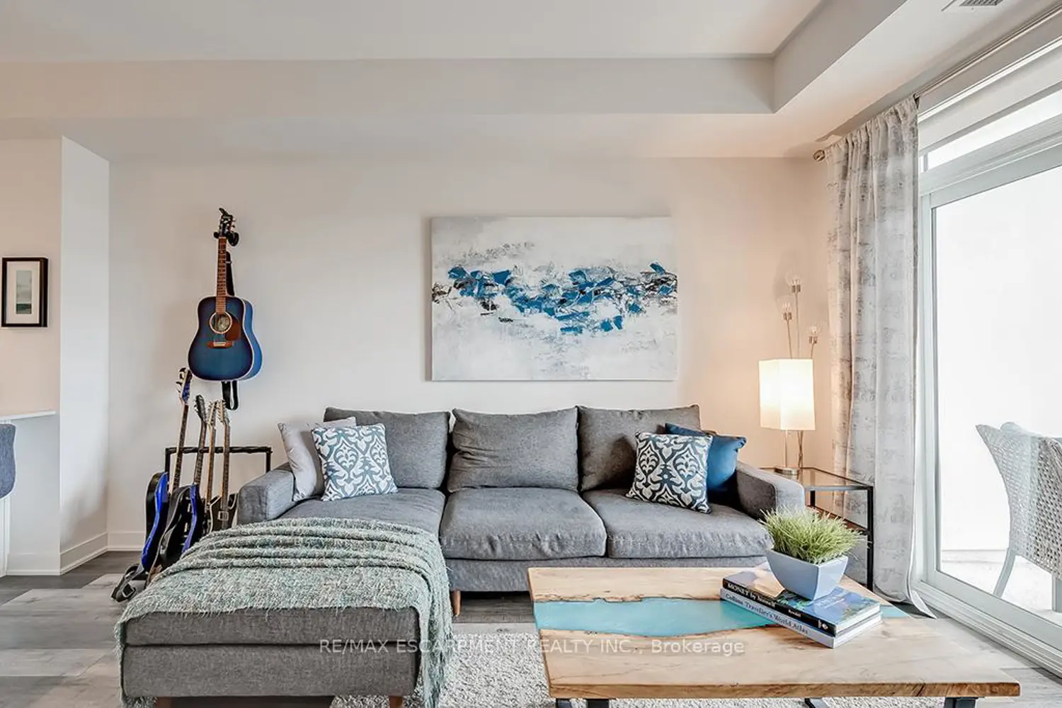 Additional image 11 of 320 Plains Road 502