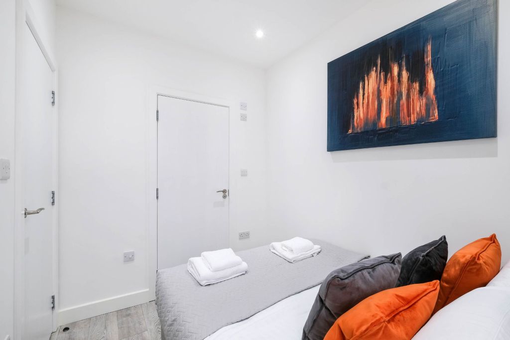 Additional image 7 of 1 bed flat to rentCorporation Street, Corby NN17