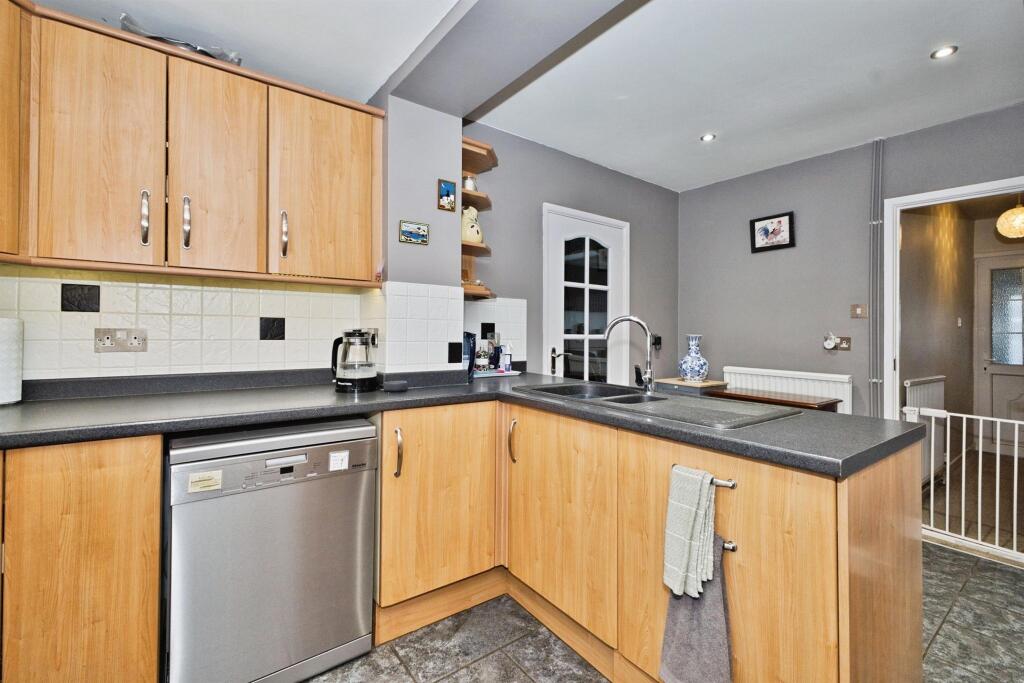 Additional image 3 of High Lea, YEOVIL