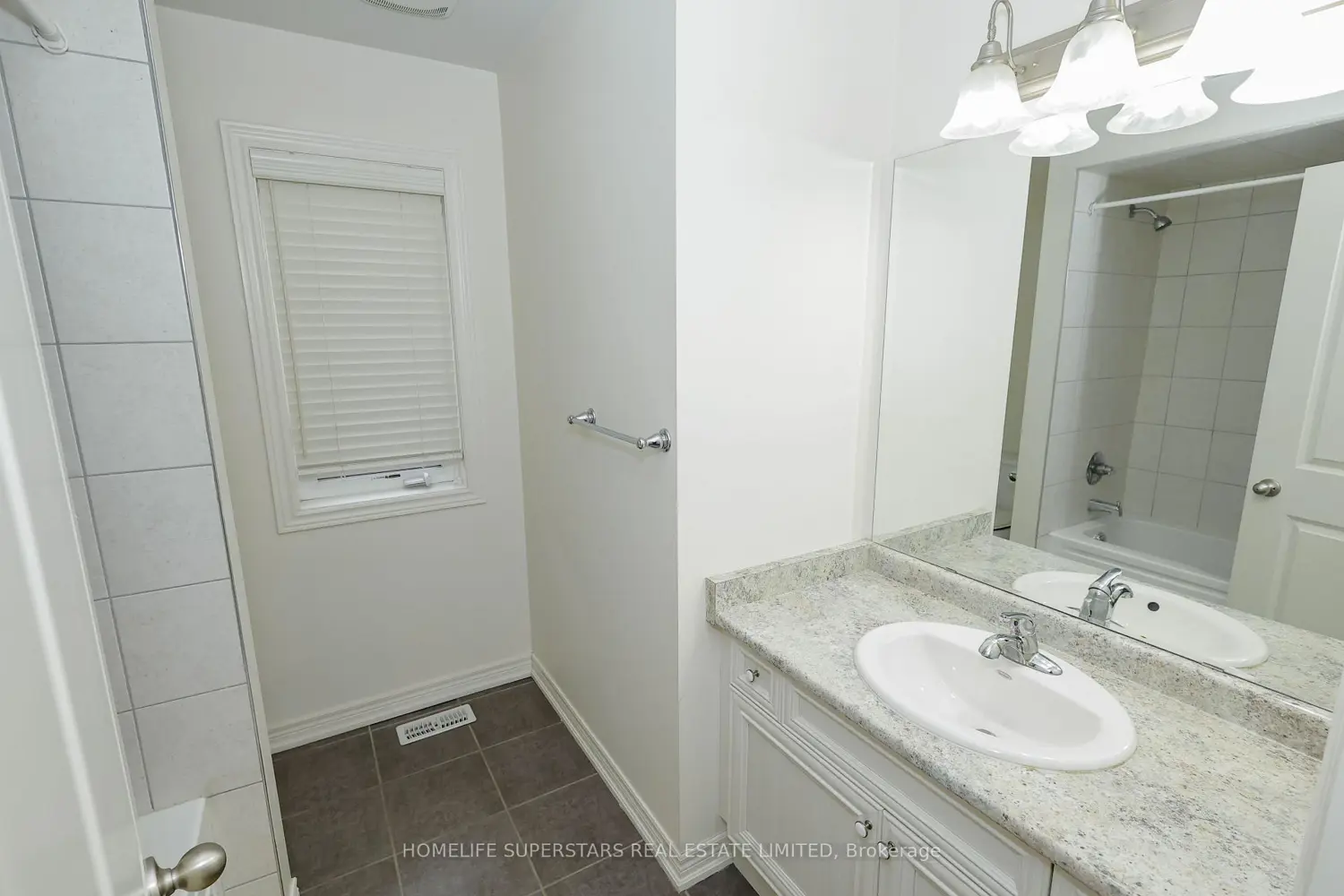 Additional image 8 of 7 White Ash Road