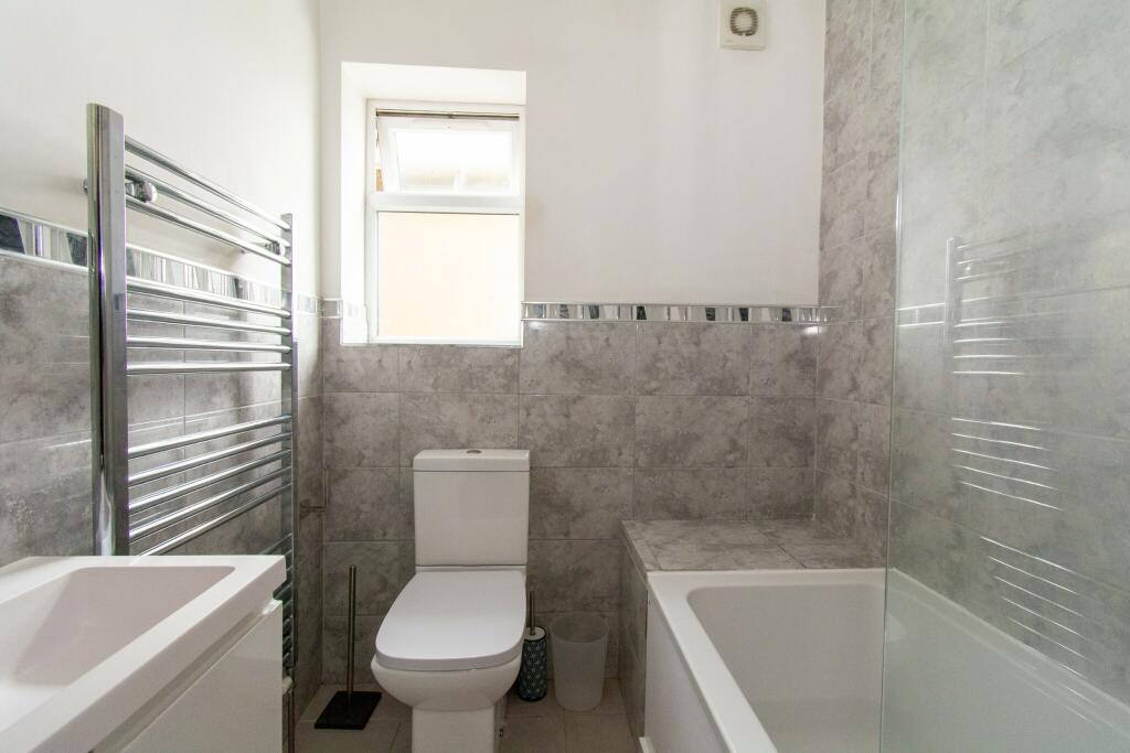 Additional image 6 of 2 Bed House on Coombe Avenue