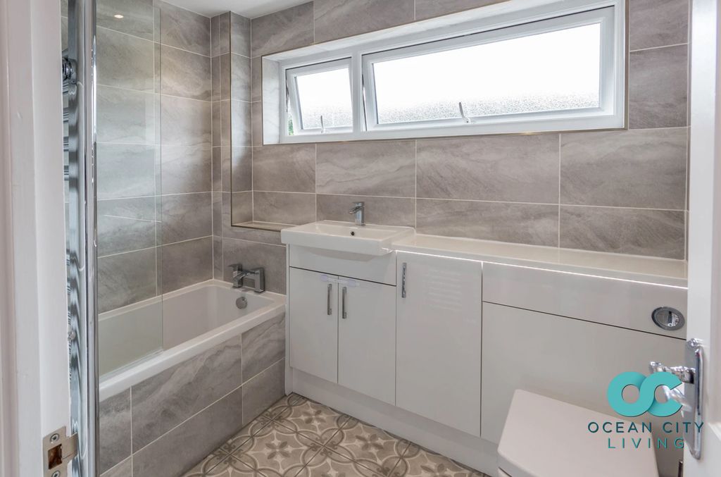 Additional image 15 of 3 bed semi-detached house to rentHigher Park Close, Plymouth PL7