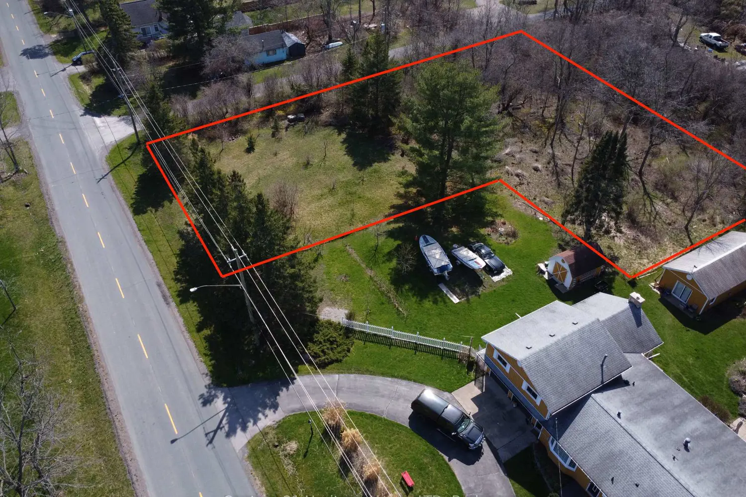 677 Rosehill Road photo 2