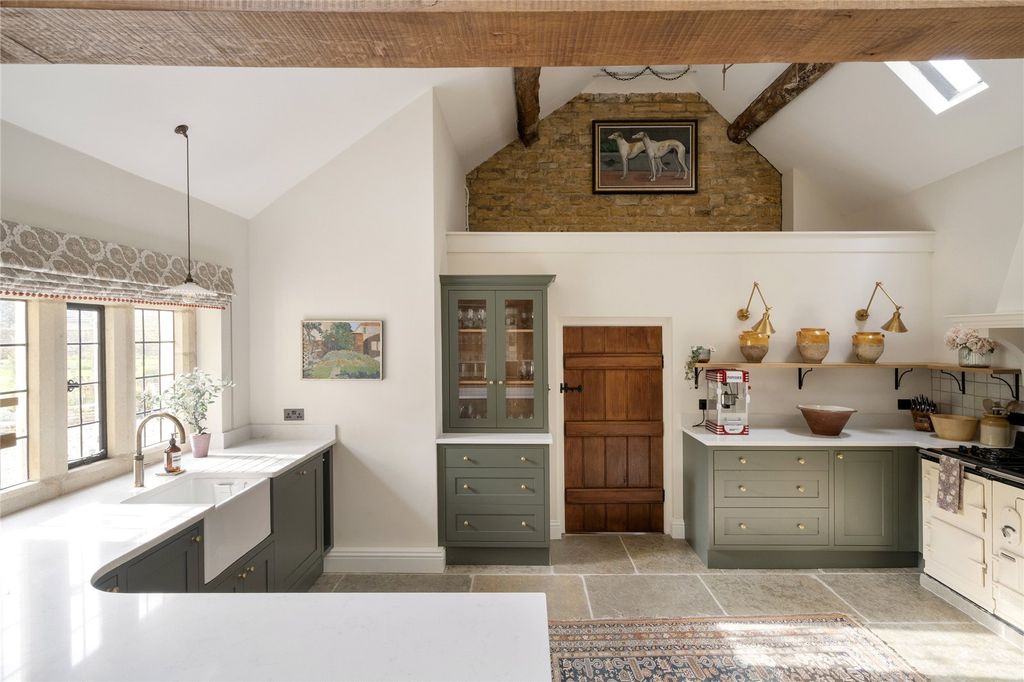 Additional image 3 of 5 bed detached house to rentBourton House, Bourton On The Water, Cheltenham GL54