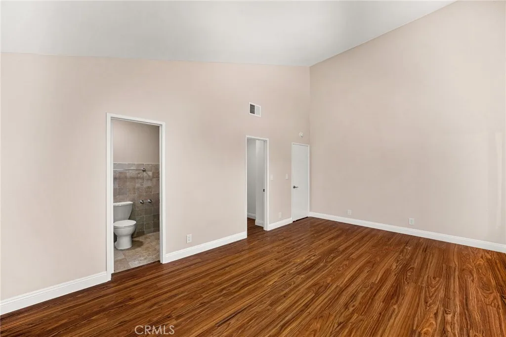 Additional image 104 of 3751 Prestwick Dr, Los Angeles, CA 90027