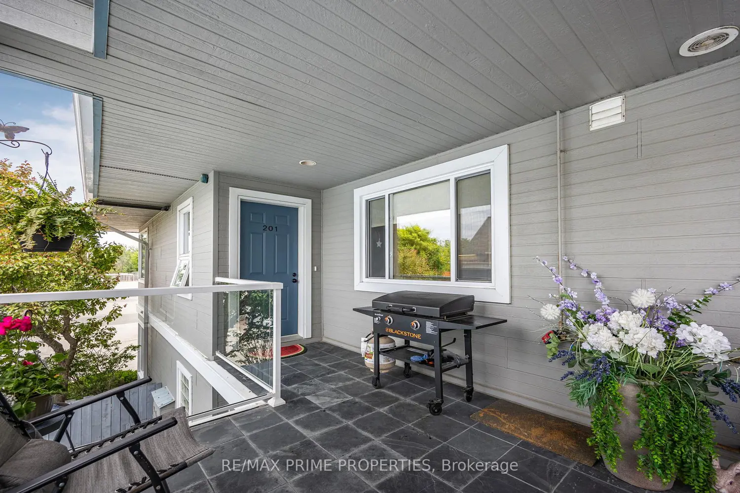 Additional image 16 of 585 Atherley Road 201