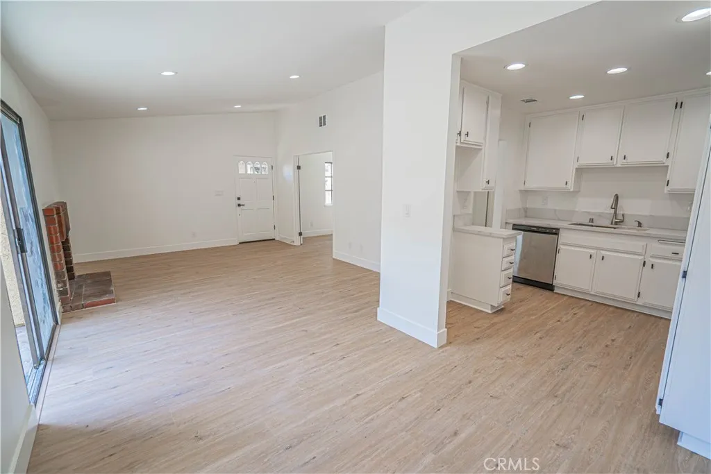 Additional image 15 of 25712 Lupita Dr, Valencia, CA 91355