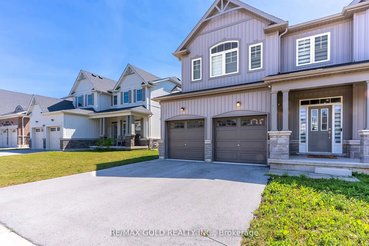 1615 Marina Drive photo 2