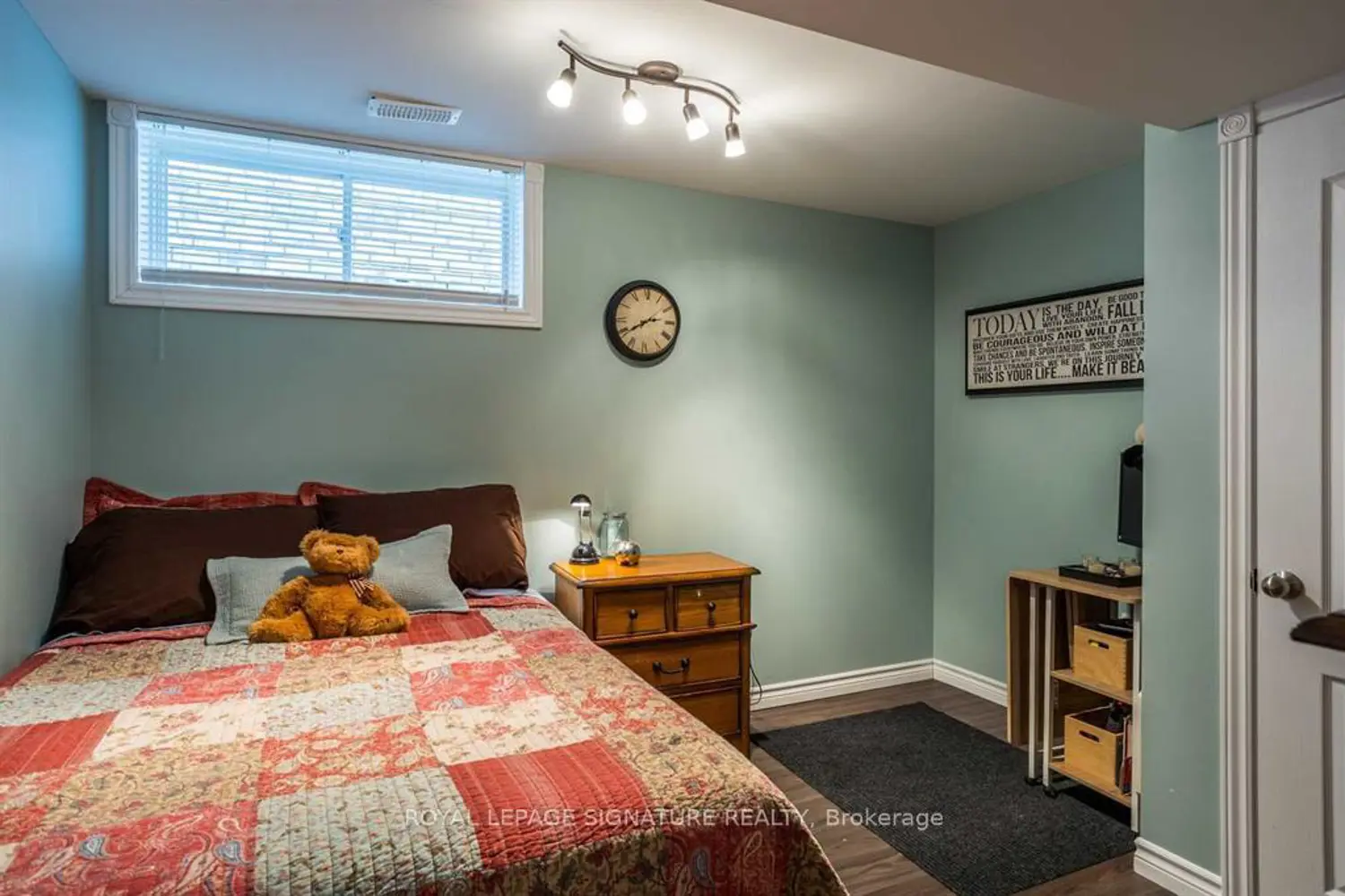 Additional image 10 of 968 Avery Avenue