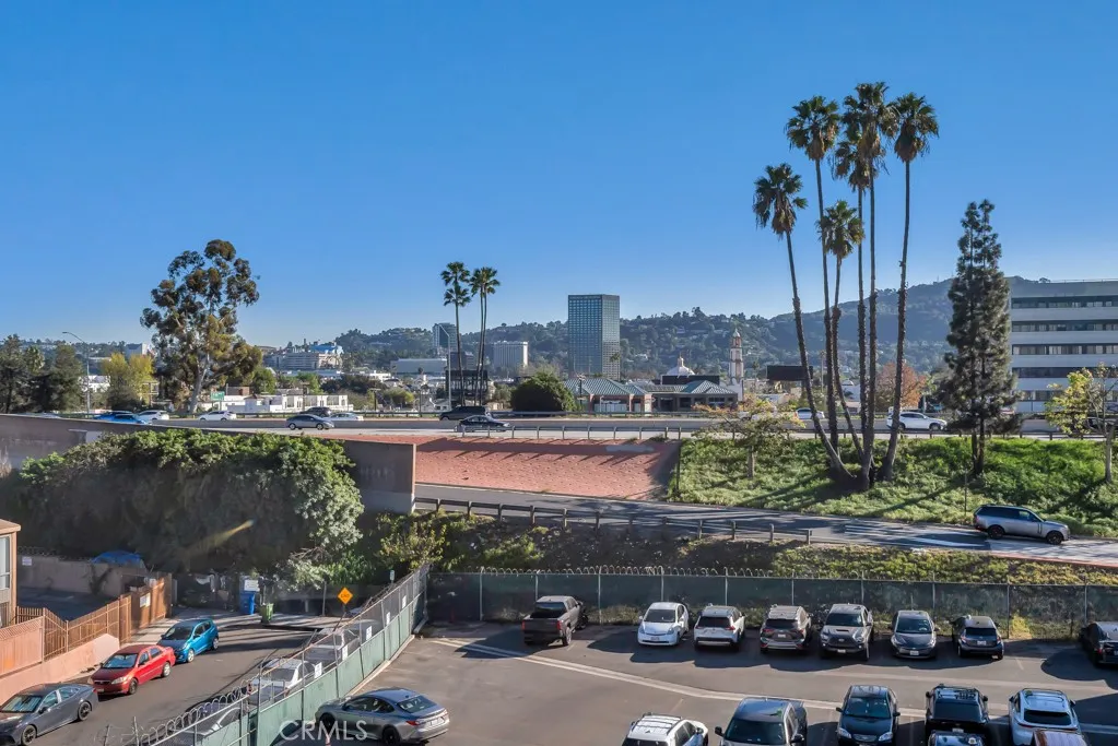 Additional image 61 of 10832 W Riverton Court, North Hollywood, CA 91602