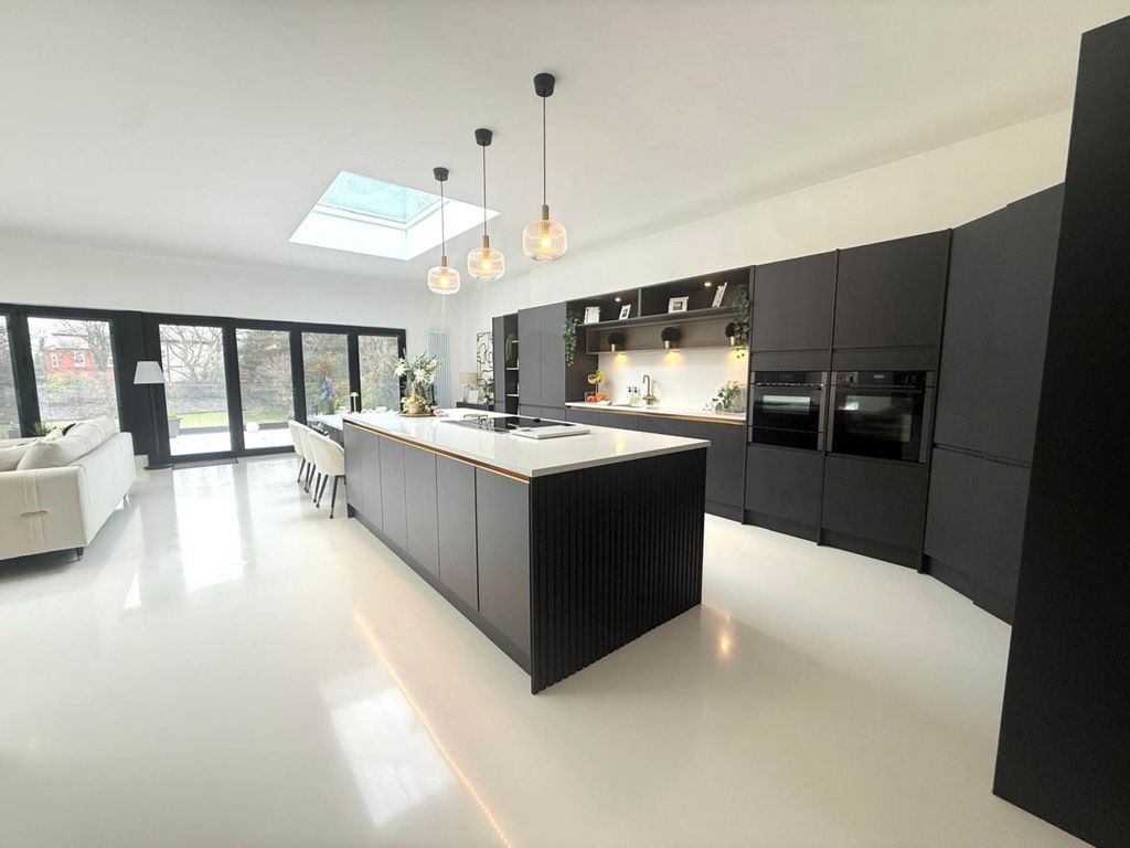 Additional image 6 of 4 bed detached house to rentWestcliffe, Southport PR8