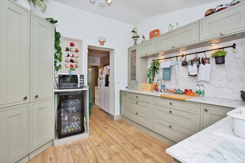 Additional image 5 of Alastair Drive, Yeovil