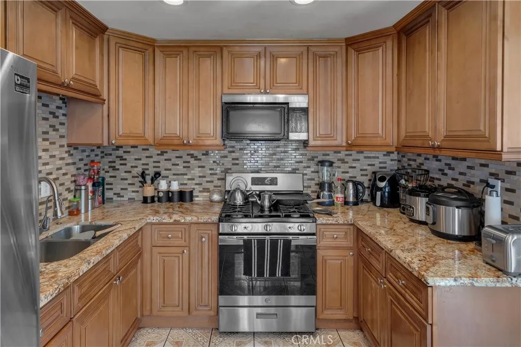 Additional image 77 of 21931 Violeta Avenue, Hawaiian Gardens, CA 90716