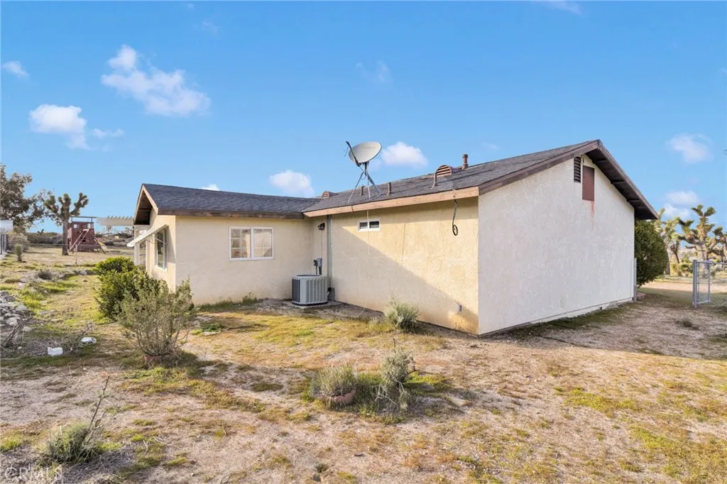 Additional image 147 of 329 Lindero Road, Pinon Hills, CA 92372