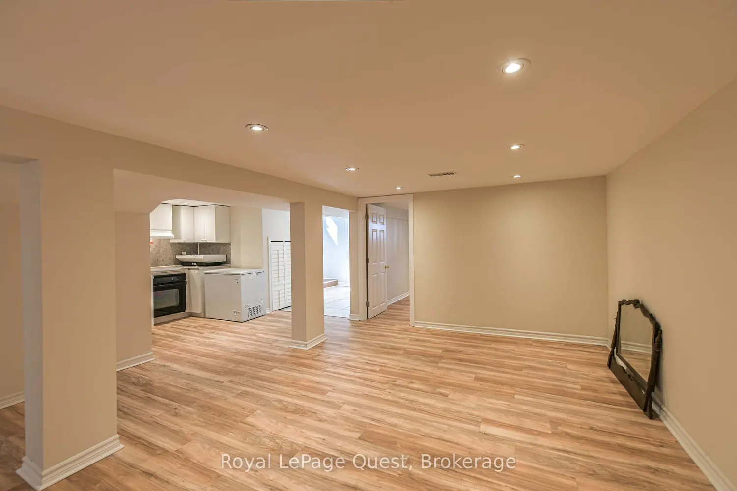 Additional image 17 of 401 Mississaga Street