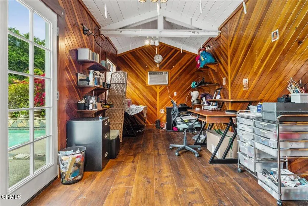 Additional image 70 of 4959 Brewster Drive, Los Angeles, CA 91356