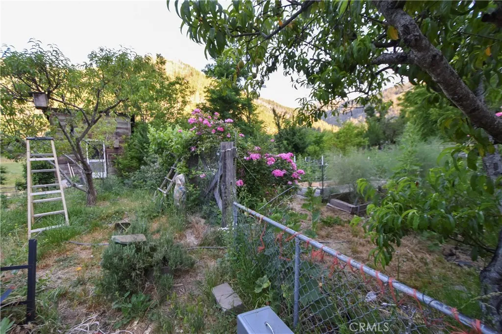 Additional image 33 of 30834 State Hwy 96, Horse Creek, CA 96050